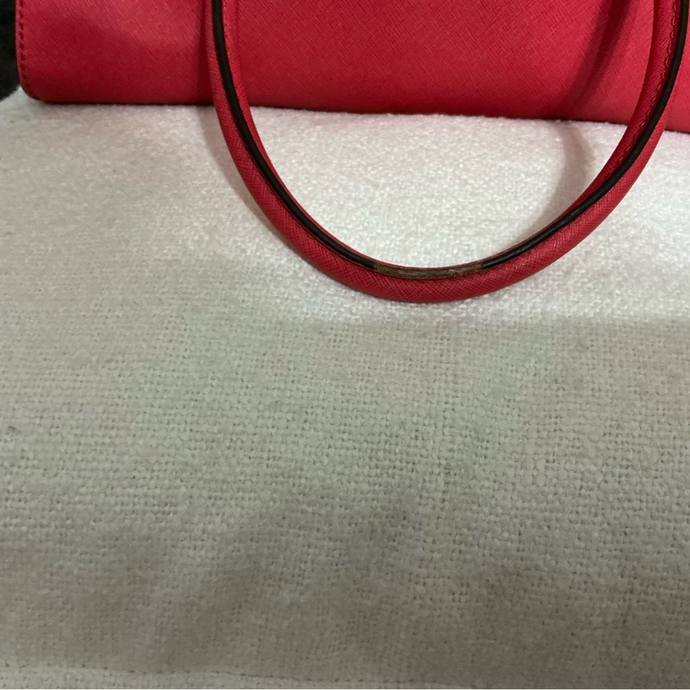 Elegant Red Michael Kors Handbag - Picture 11 of 16